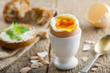 boiled eggs are nutritious food.